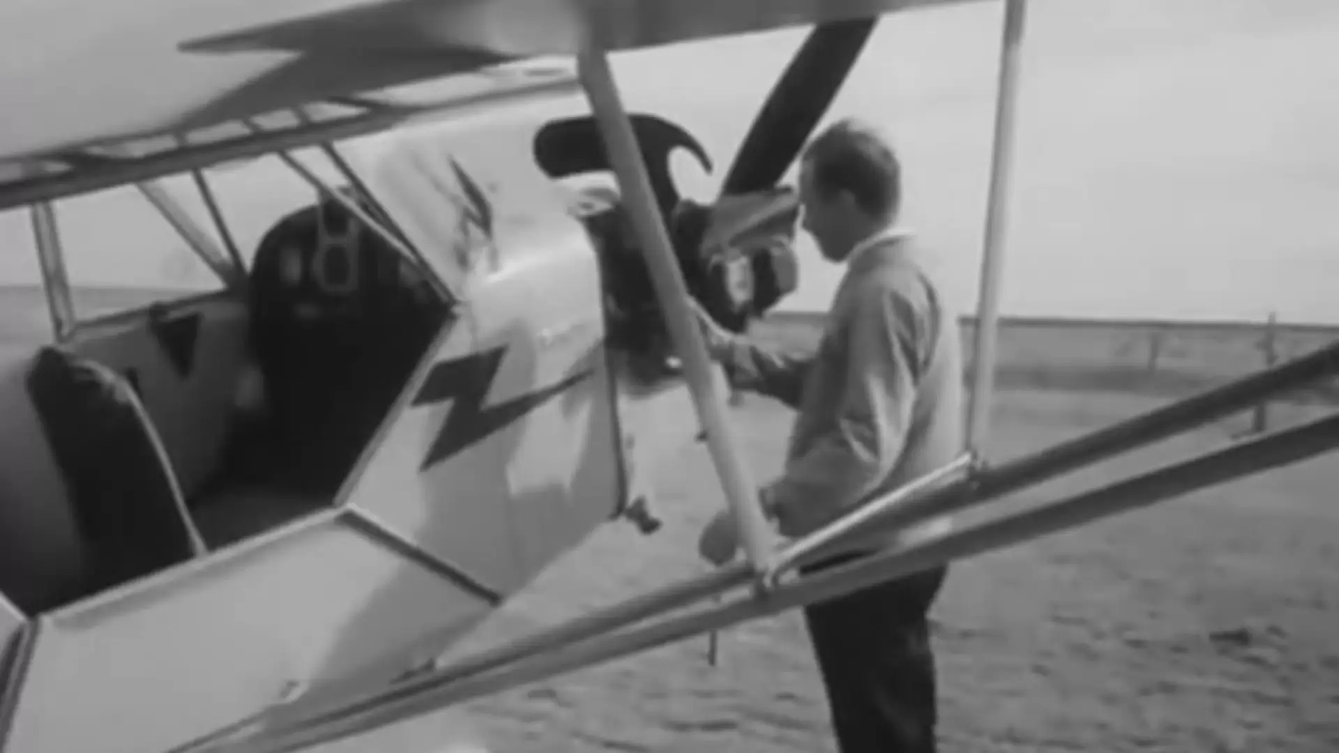 دانلود فیلم Flying Padre 1951