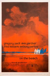 دانلود فیلم On the Beach 1959399529-1737631034