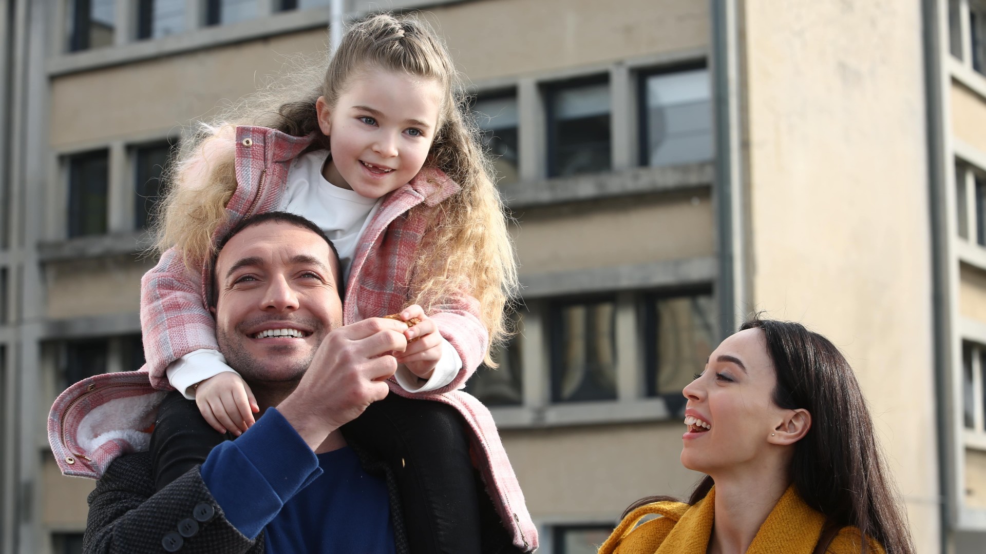 دانلود سریال Kahraman Babam