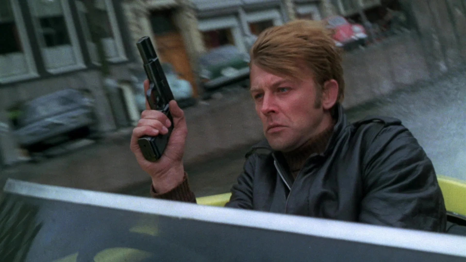 دانلود فیلم Puppet on a Chain 1971