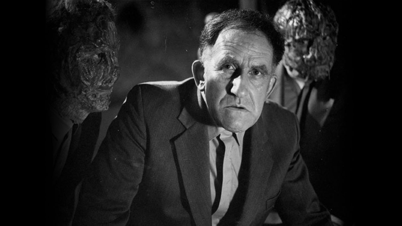 دانلود فیلم Under the Mountain 2009