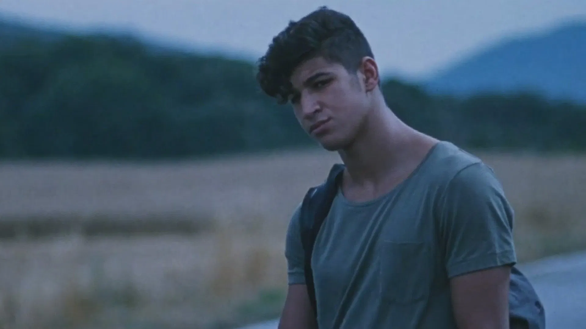 دانلود فیلم Hidden Away 2014