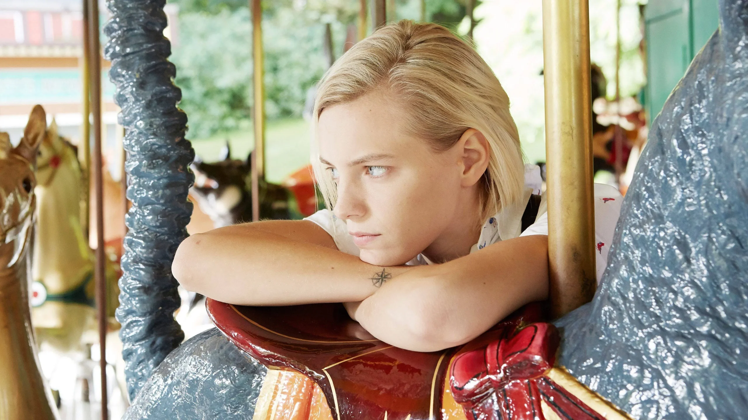 دانلود فیلم Below Her Mouth 2016