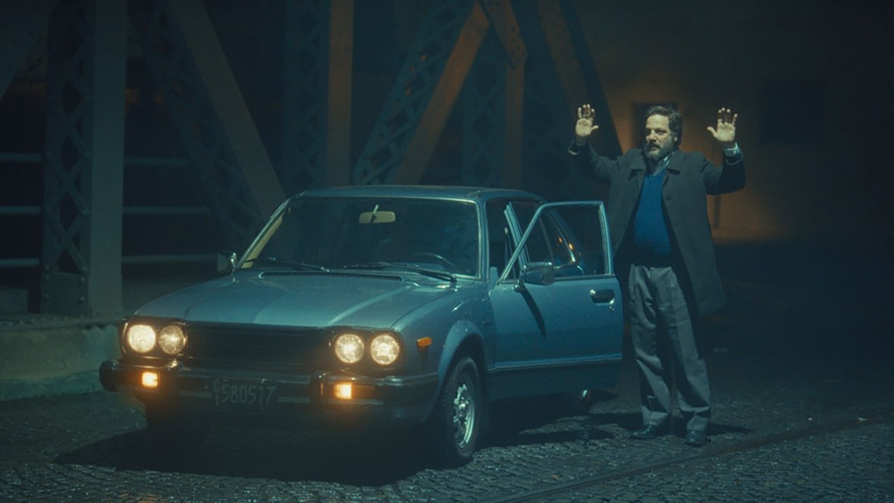 دانلود فیلم The Rescue: The Weight of the World 2023