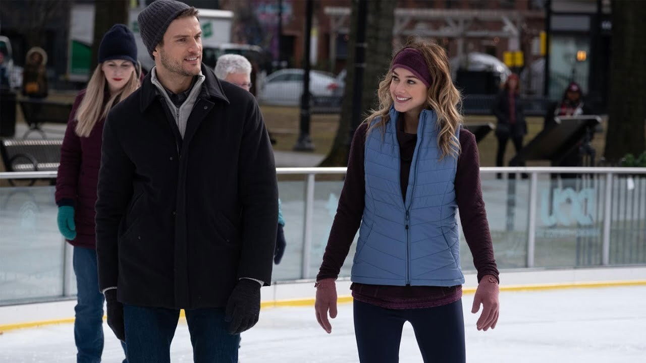 دانلود فیلم Christmas on Ice 2020